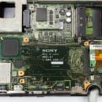 Bez chladičů, HDD a procesoru - Sony Vaio PCG-QR10