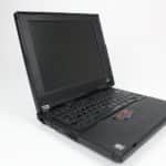 Otevřený zleva - IBM ThinkPad 390