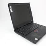 Otevřený zleva - IBM ThinkPad 390X