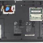 Zespodu a bez krytek - IBM ThinkPad 390