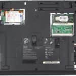 Zespodu a bez krytek - IBM ThinkPad 390X