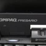 Tlačítko zapínání a název modelu - Compaq Presario 1630