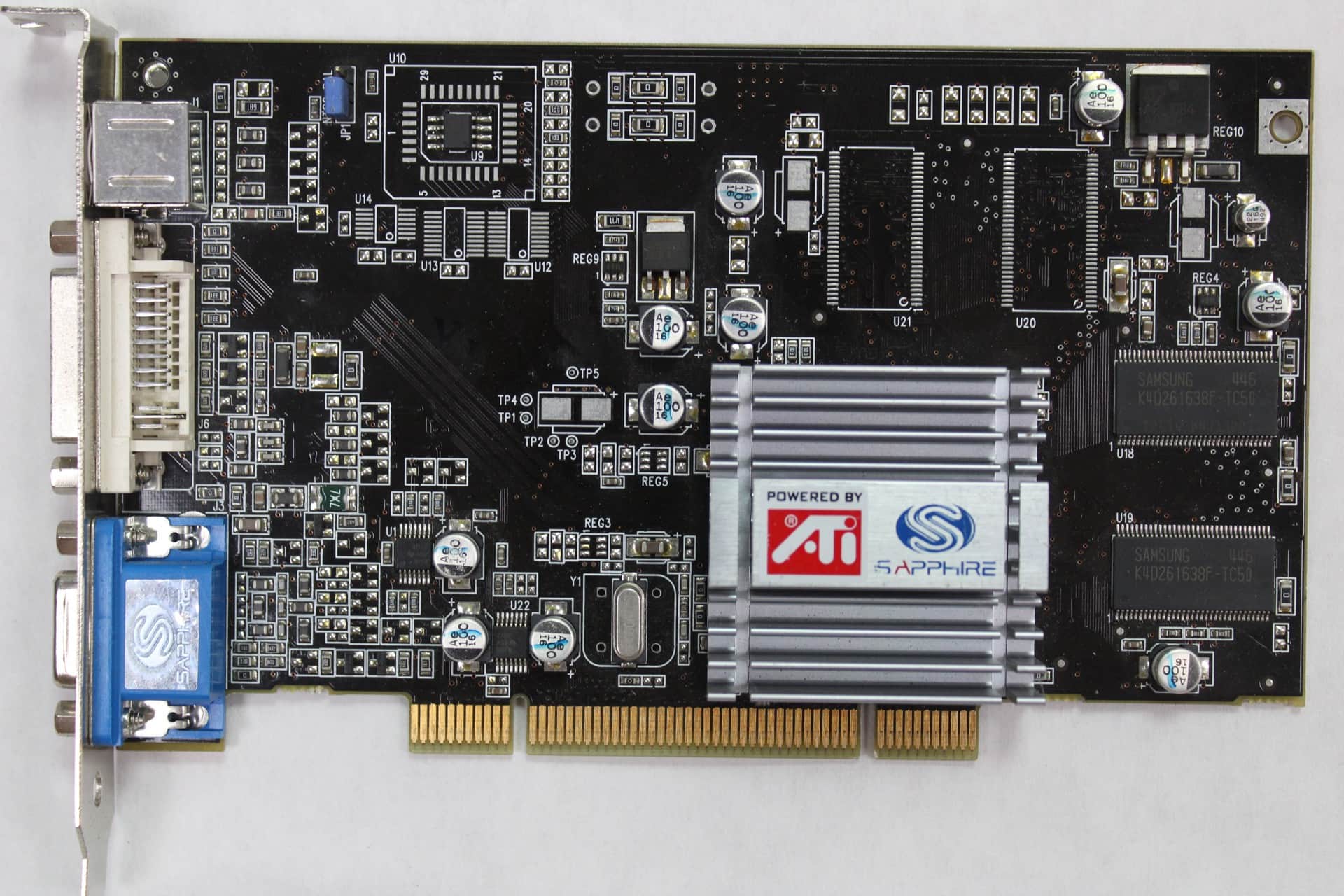 ATI Radeon 7000 PCI