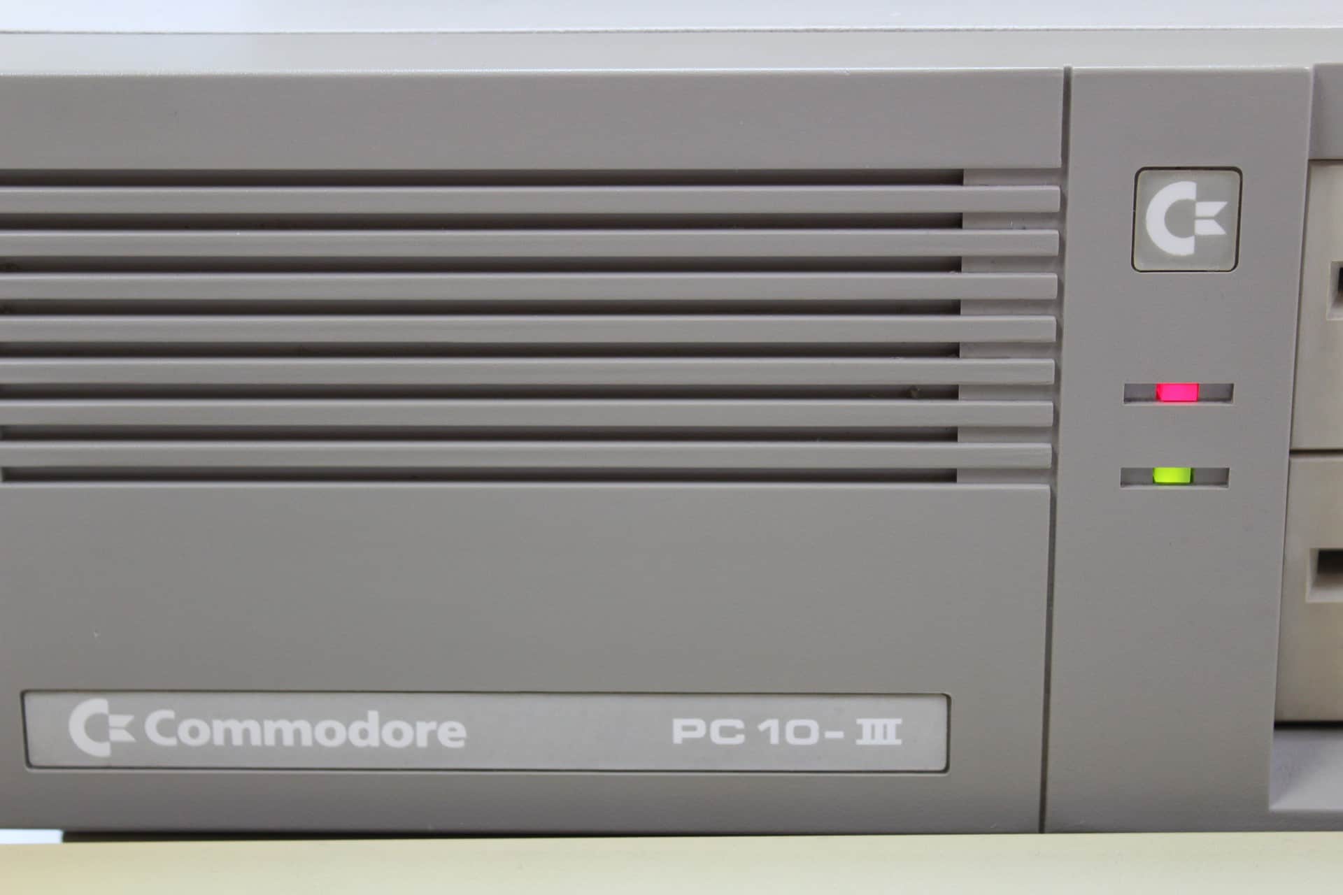 Commodore-PC-10-III - kontrolky