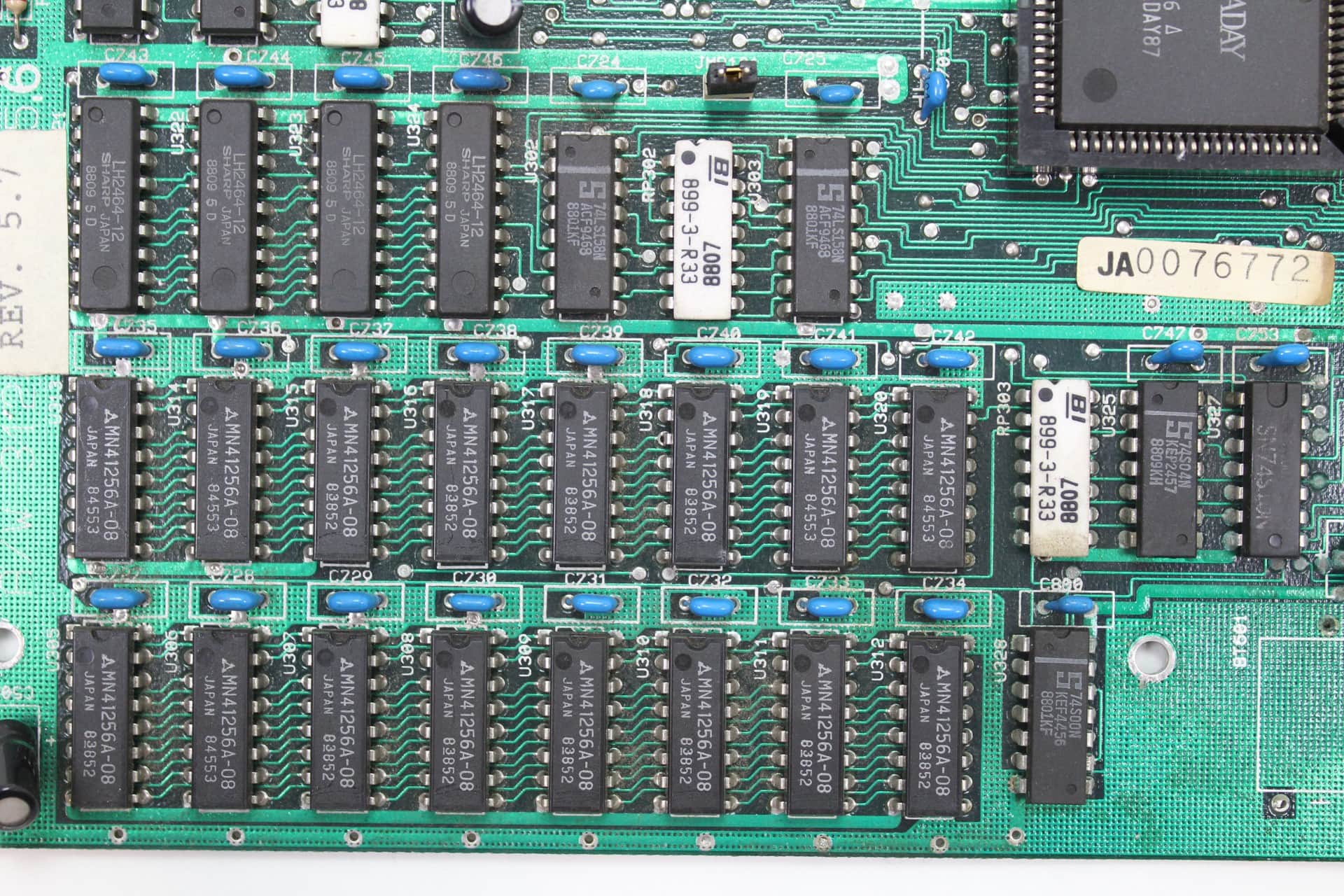 Commodore PC 20-III - Paměť RAM 512KB