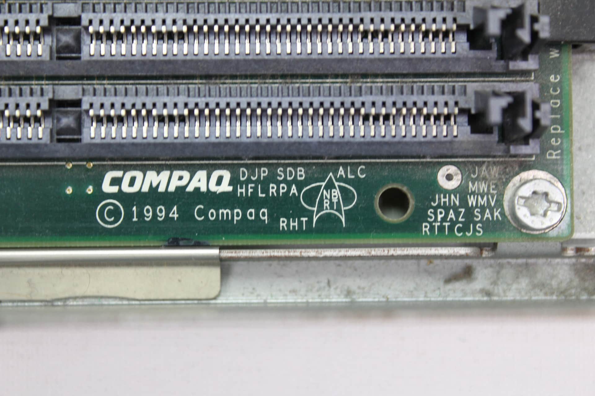 Compaq Deskpro 466