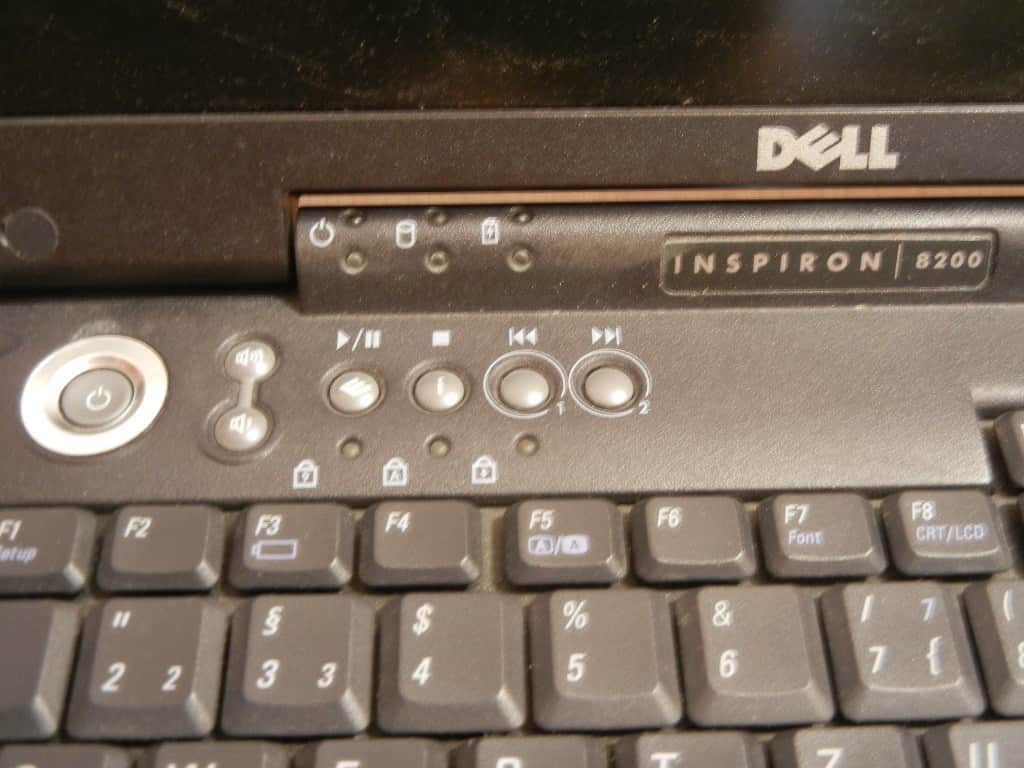Dell Inspiron 8200