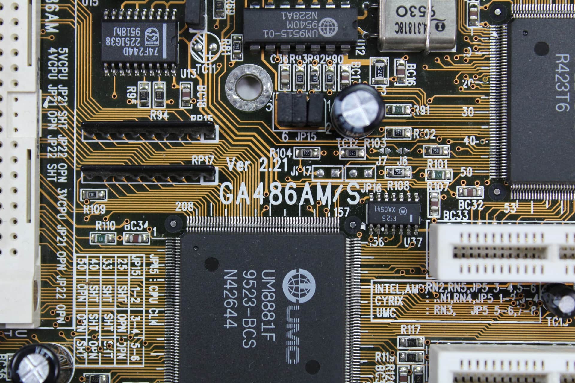 Gigabyte GA-486AM/AMS