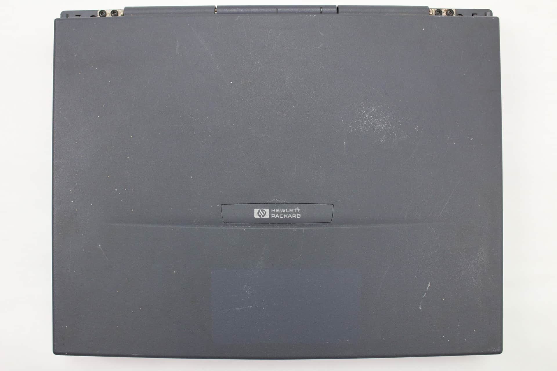 Hewlett Packard OmniBook 2100 - Z vrchu