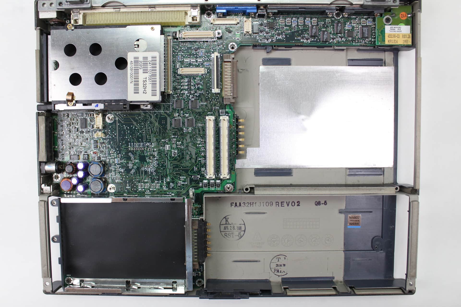 Hewlett Packard OmniBook 2100 - Bez procesoru