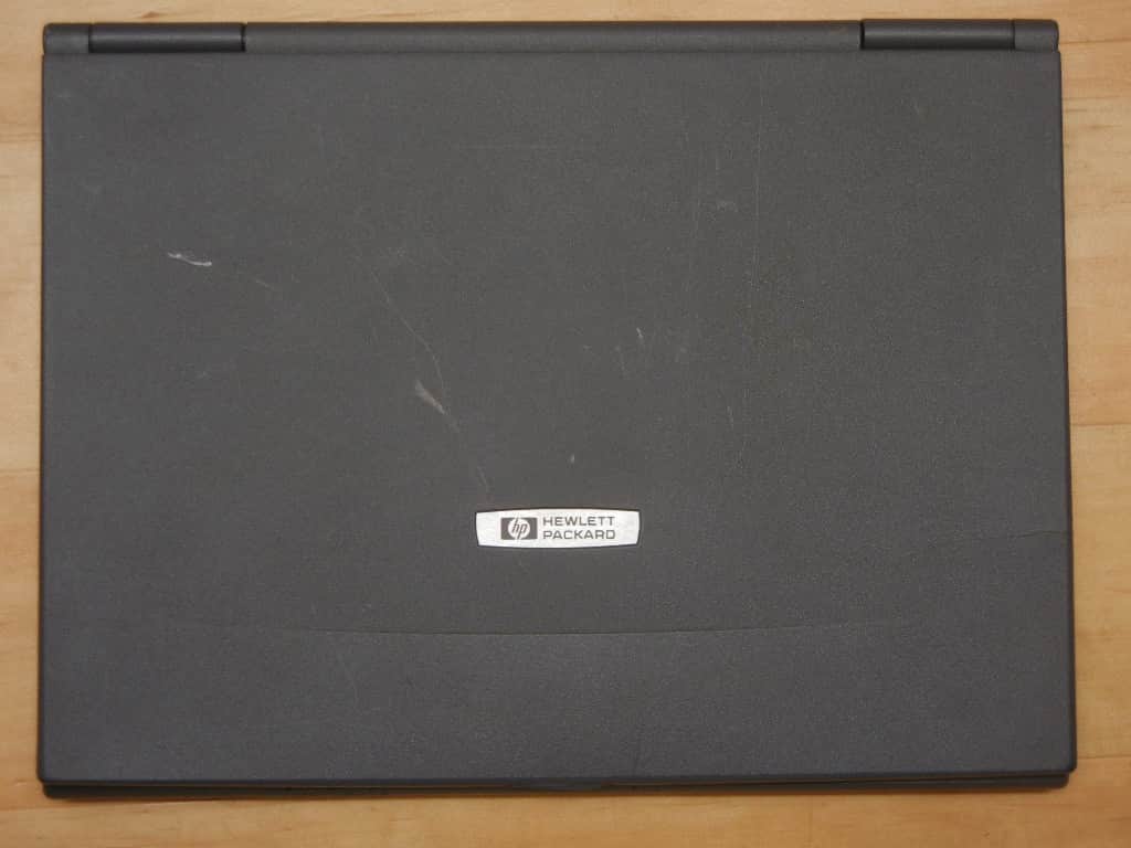 HEWLLET PACKARD Omnibook 900 - Clous