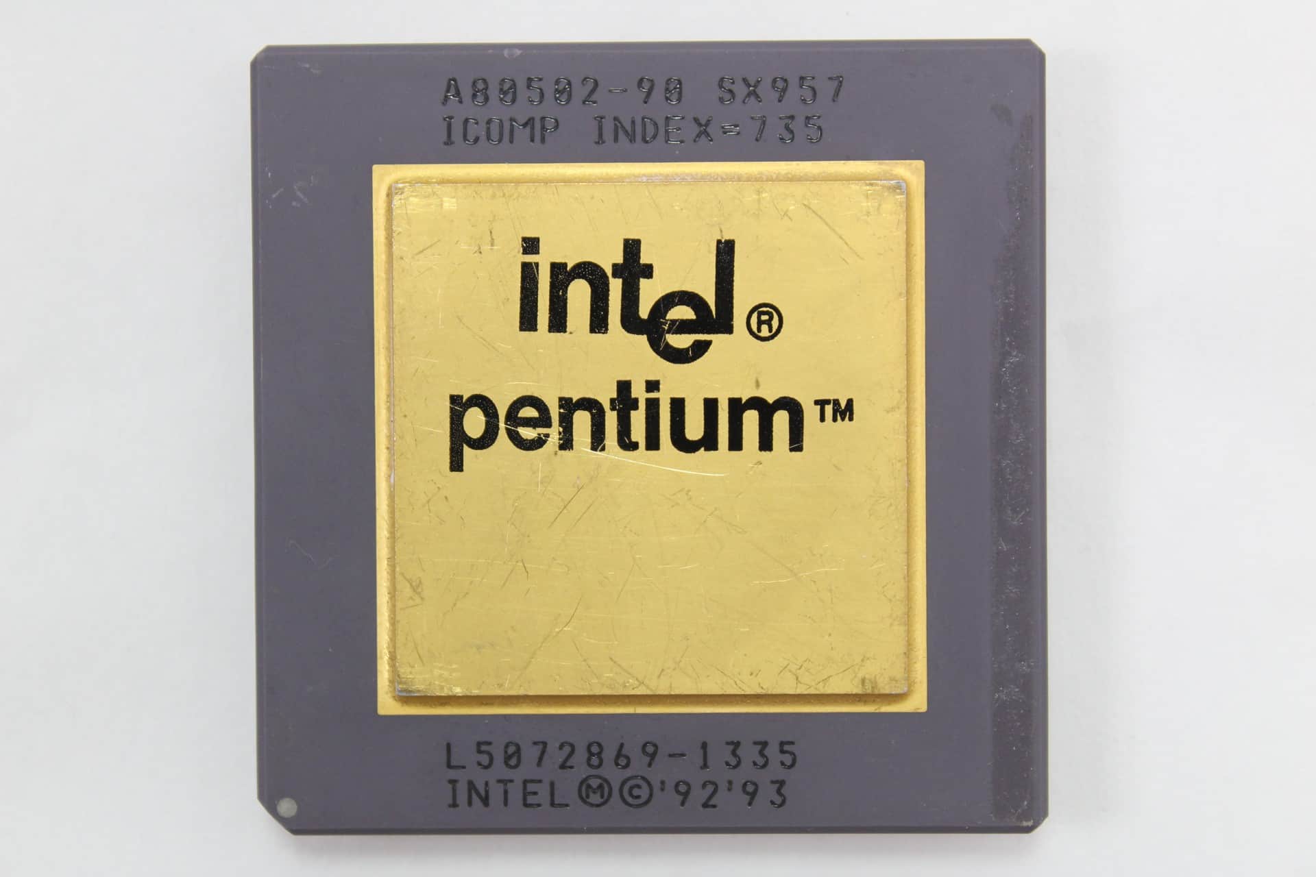 Intel-Pentium-90MHz-1