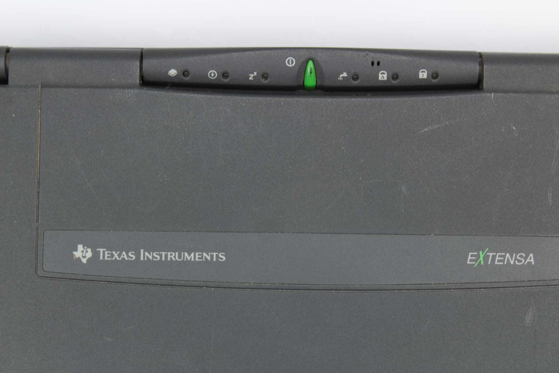 Texas Instruments Extensa 900