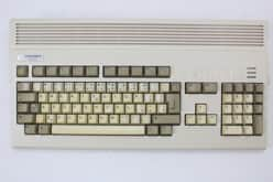 COMMODORE AMIGA 1200