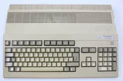 COMMODORE AMIGA 500 Plus