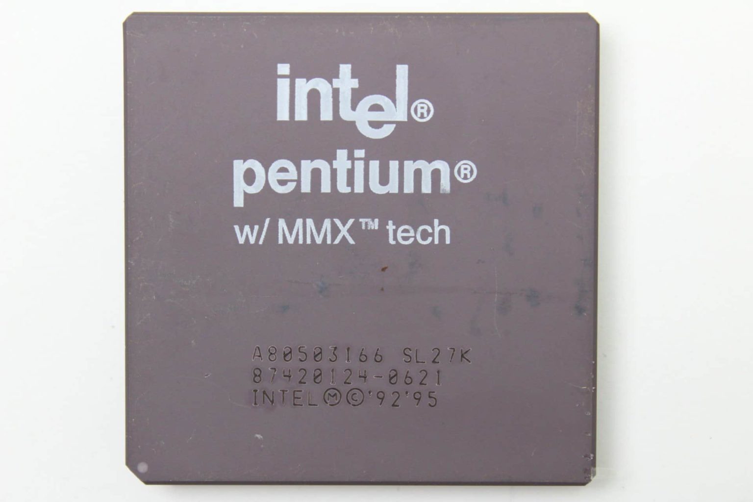Processeur Intel Pentium MMX 166 MHz - Occasion Testé Fonctionnel - Pour Collection Ou Rétro