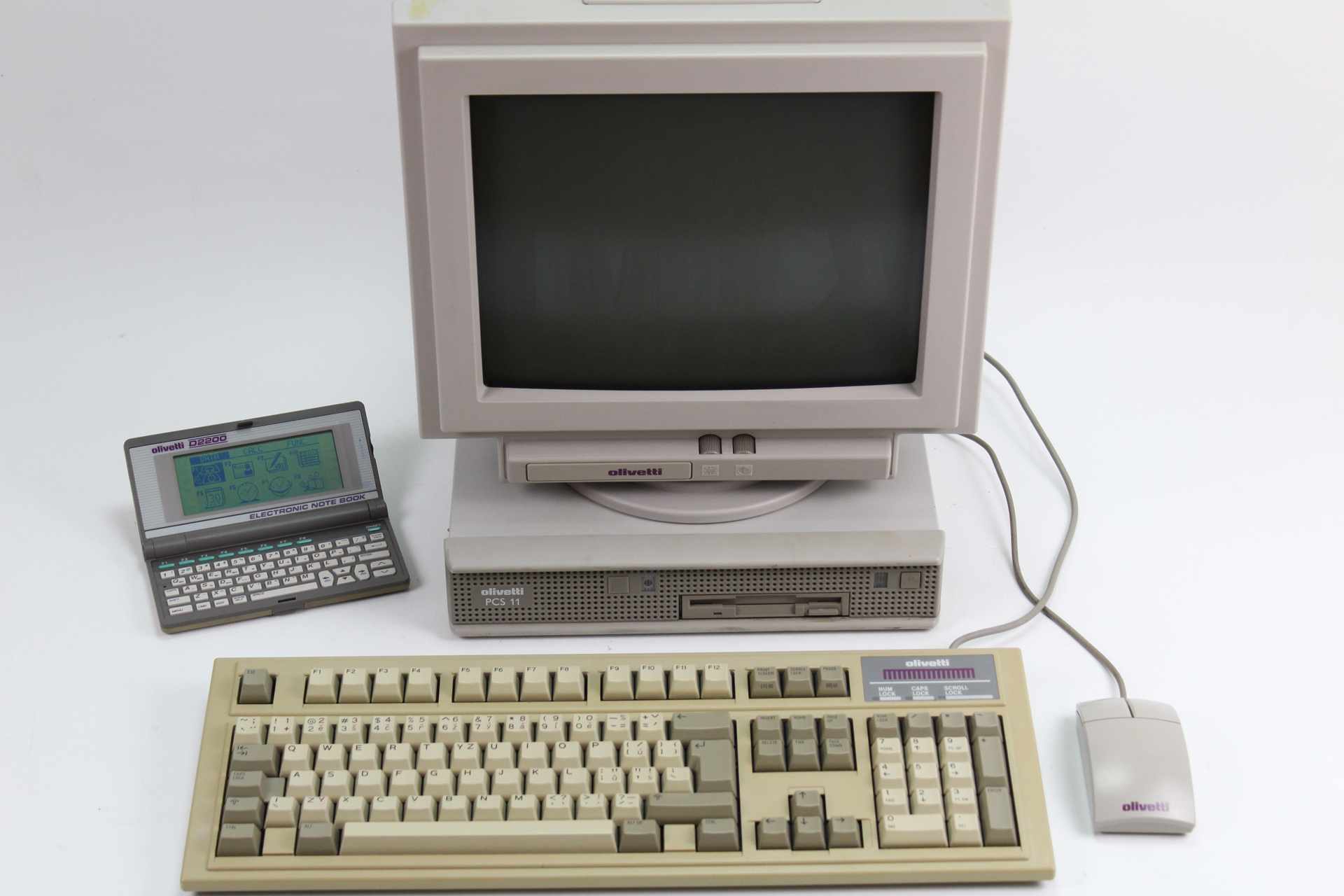 Olivetti PCS 11 - Clous